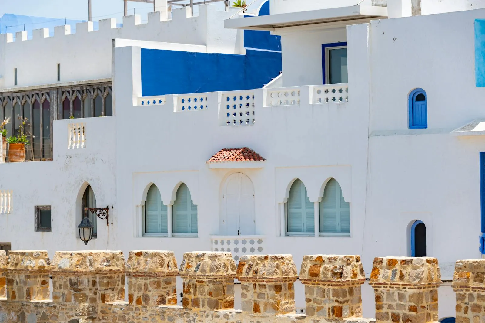 Médina blanche et bleue d'Asilah, premier arrêt côtier au sud de Tanger